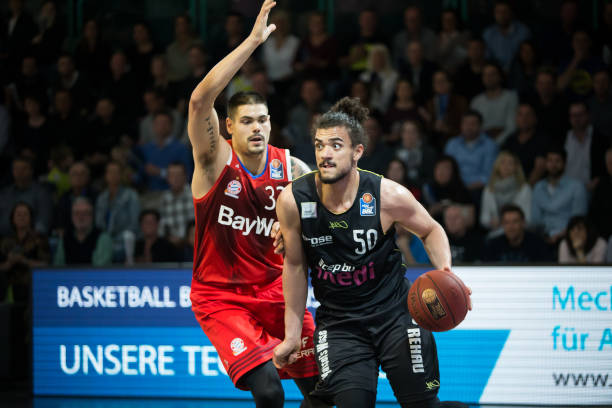 具备卓越的 具备卓越的